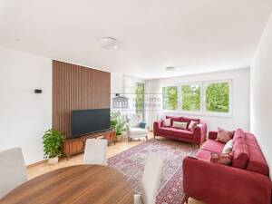 Helle 3 Zimmer Wohnung mit Loggia, Aufzug und Tiefgaragenstellplatz in begehrter Lage – 28205 Bremen – Vorschaubild 1