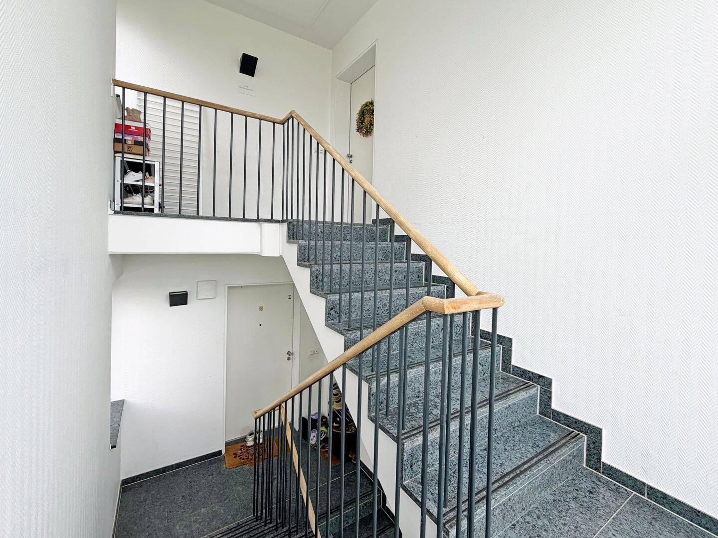 Vermietete 4-Zimmer-Wohnungen mit idealem Grundriss in ruhiger und grüner Lage – Berlin – Vorschaubild 2