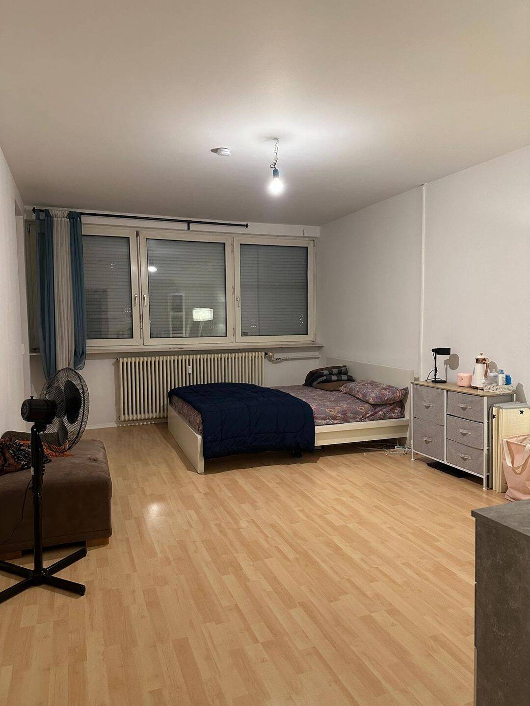 Untermiete – Helle 2-Zimmer-Wohnung mit Terrasse in Nürnberg für 4 Monate zu vermieten – Nürnberg – Vorschaubild 2