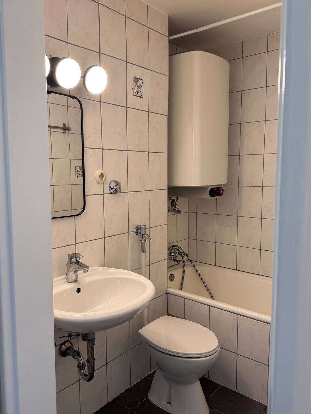 1 Zimmer Apartement mit Balkon – Ingolstadt – Vorschaubild 4