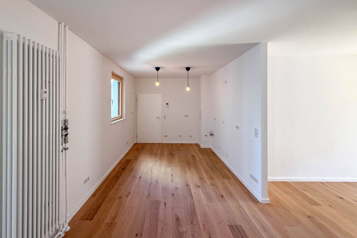 Einziehen und wohlfühlen - Stilvolle 2-Zimmer-Wohnung nahe dem Olivaer Platz – Berlin – Vorschaubild 5