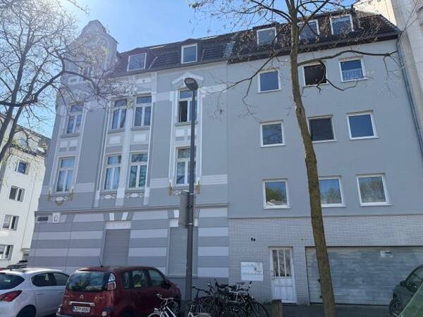 Mehrfamilienhaus in 51105 Köln mit 787,3 m² kaufen