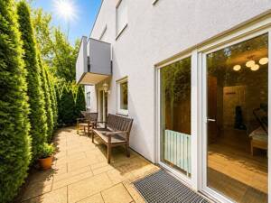 Wunderschöne neue Terrassen-Garten-Wohnung, nach Westen ausgerichtet und mit Einbauküche in Moosach – 80992 München – Vorschaubild 4