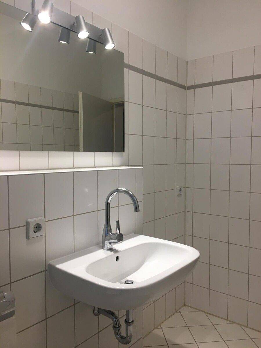 Leipzig-Wahren am Auensee: Gepflegte 2-Zimmer-Wohnung mit neuer Einbauküche – Leipzig – Vorschaubild 6