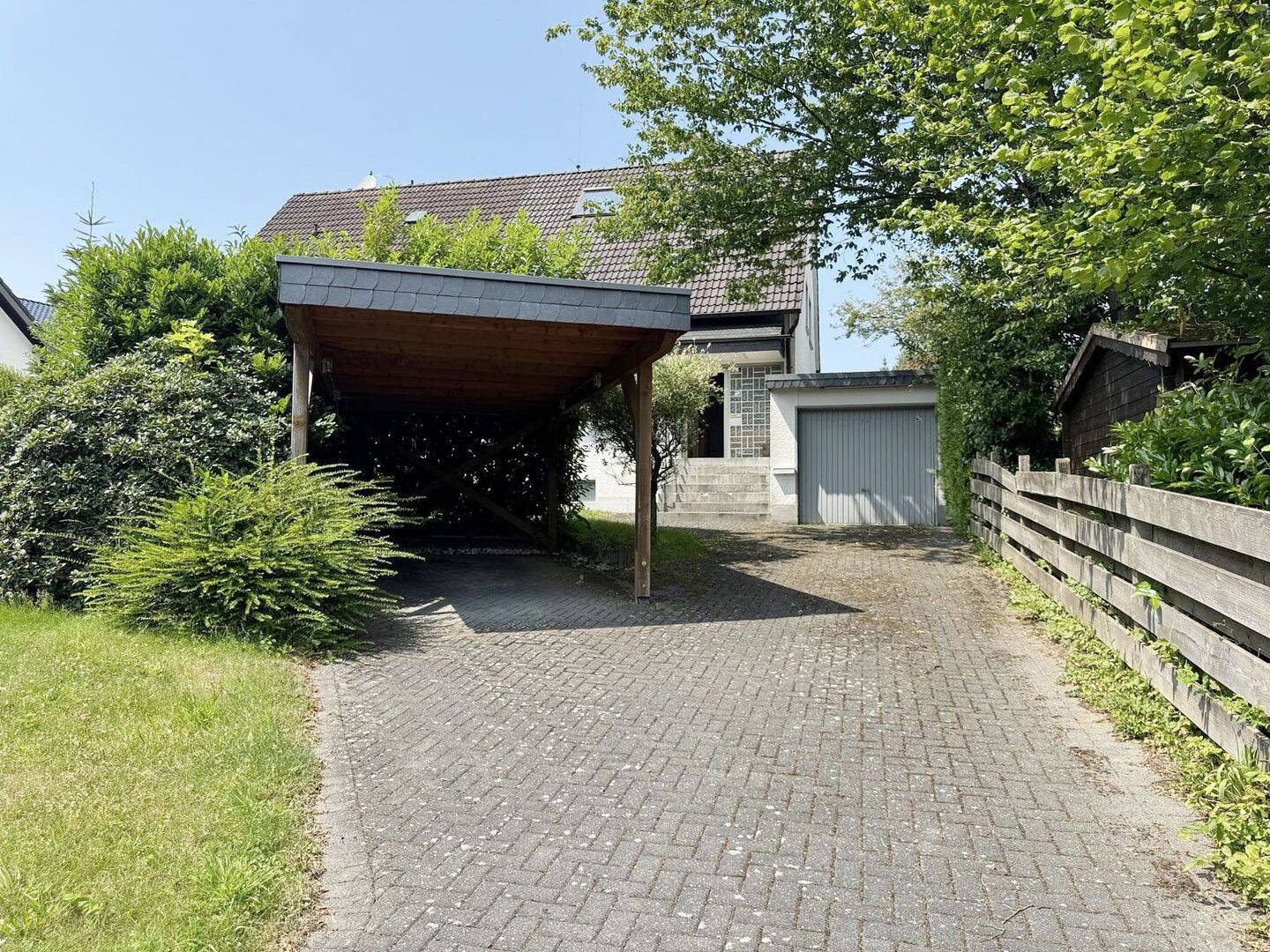 Overath-Marialinden: Einfamilienhaus in guter Wohnlage – Overath – Vorschaubild 3
