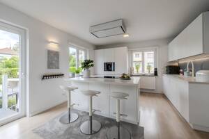 Historischer Charme trifft moderne Technik - umfassend saniertes Zweifamilienhaus – 70195 Stuttgart – Vorschaubild 3