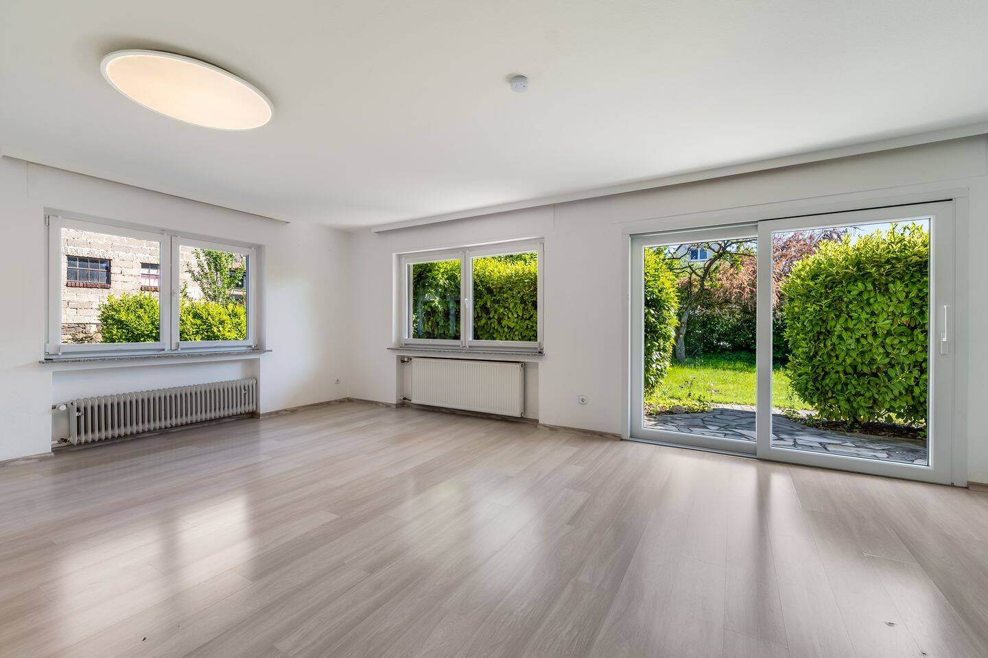 Großzügiges Zuhause für Familien mit Garten, Anbau und Doppelgarage – Rabenau – Vorschaubild 5