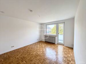Begehrte Lage nähe Südpark mit 2 großen Balkonen und Garage optional! – 50968 Köln – Vorschaubild 5