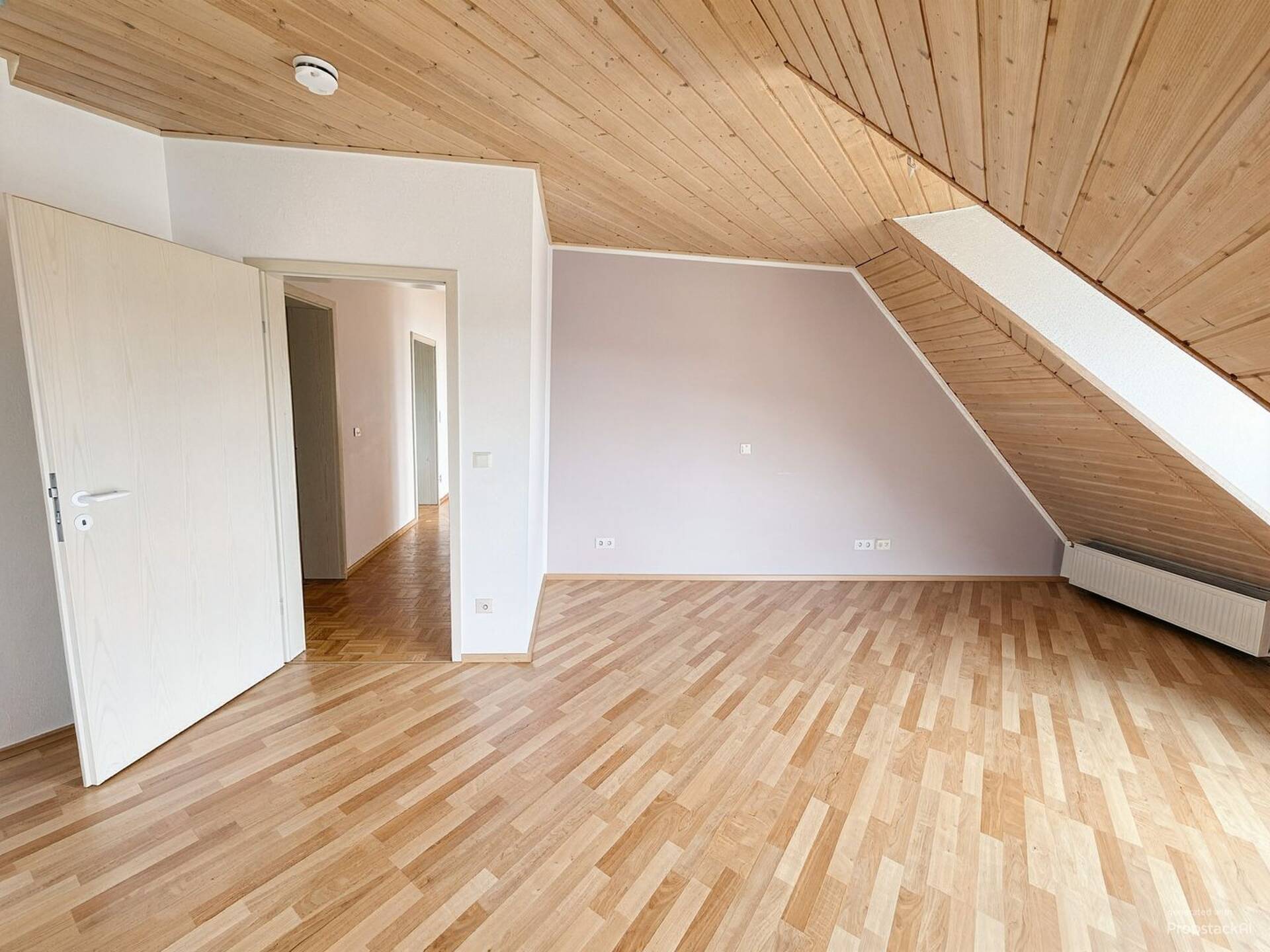Dachgeschosswohnung in 55218 Ingelheim am Rhein mit 90,78 m² kaufen
