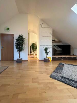 Sonne, Licht & Freiraum – Dachgeschosswohnung mit Charakter – 68239 Mannheim – Vorschaubild 2