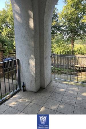 Eindrucksvolle Familienwohnung mit Wintergarten und Balkon in elbnaher Umgebung! – 1279 Dresden – Vorschaubild 5
