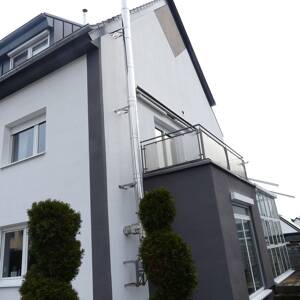 Mehrgenerationenhaus - frei werdend - Top-Zustand - 4 Einheiten - 2 große Garagen - schöner Garten – 68305 Mannheim – Vorschaubild 2
