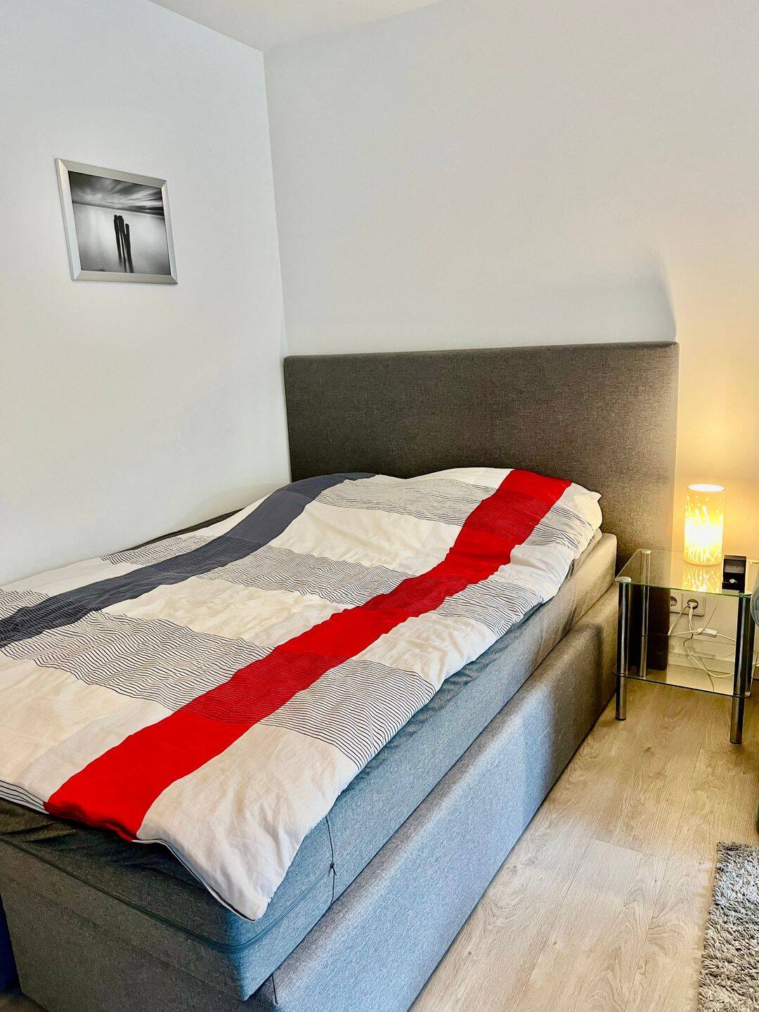 Möblierte, helle 1-Zimmerwohnung mit Balkon und Gartenmitbenutzung in ruhiger Wohngegend in Stuttgart-Nord - All-In – Stuttgart – Vorschaubild 6