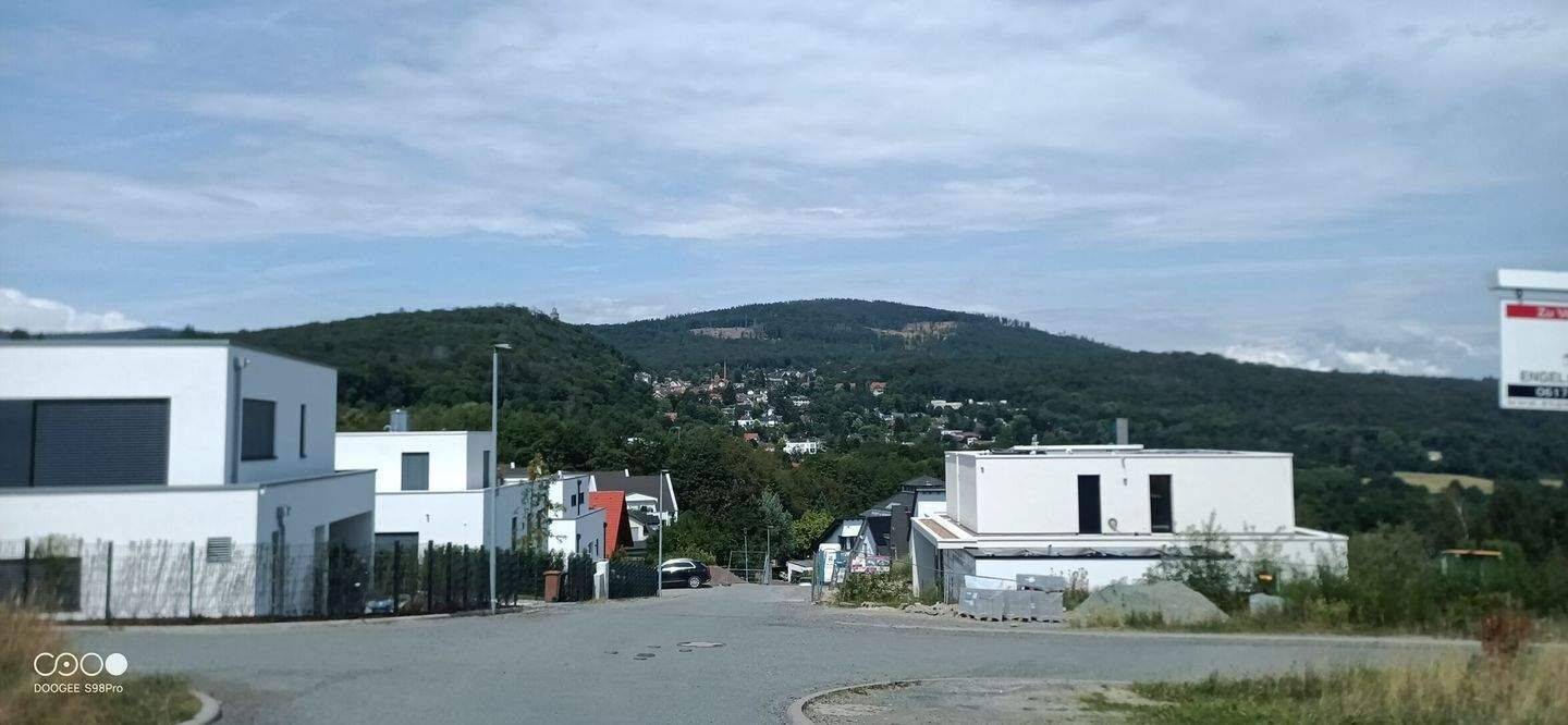 Lichtdurchflutetes, helles DESIGNERHAUS in sehr ruhiger und schönster Lage mit unverbaubarem Fernblick - AAA – Königstein – Vorschaubild 3