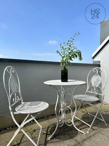 Modisch möbliertes und charmantes Studio Apartment mit Dachterrasse in Leipzig – Leipzig – Vorschaubild 4