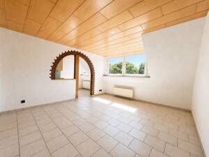 4 Zimmer Maisonette ETW mit 2 Bädern, Klima, Garage und Garten zur Mitbenutzung in Duisburg Süd – 47249 Duisburg – Vorschaubild 4