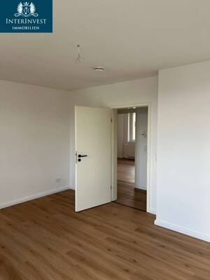 Helle 3-Zimmer-Wohnung mit Südbalkon und Einbauküche – 39112 Magdeburg – Vorschaubild 6