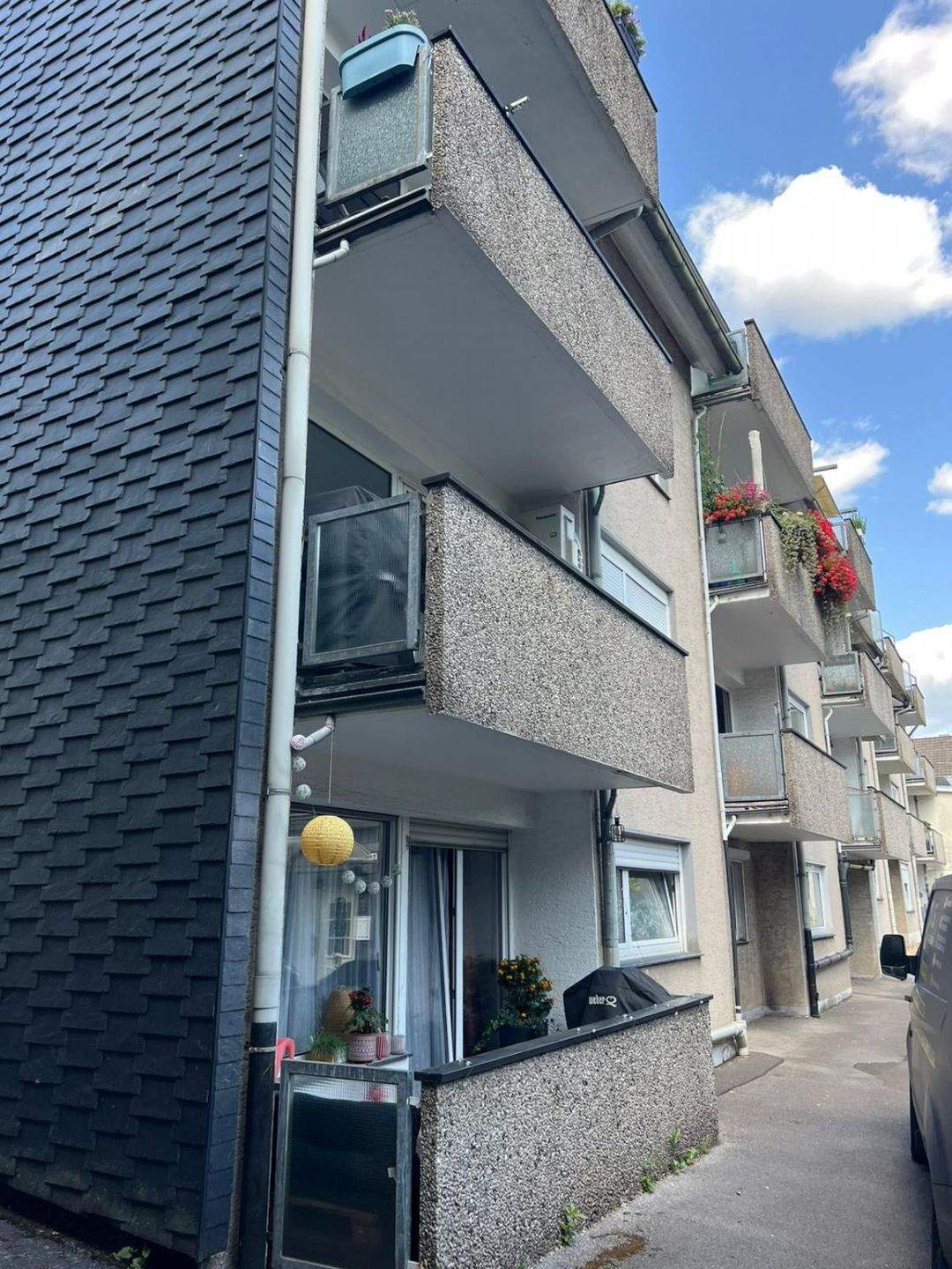 SEHR RUHIGE LAGE, HAUPTSTRASSE, ECKE WENIG BEFAHRENE NEBENSTRASSE – Remscheid – Vorschaubild 6