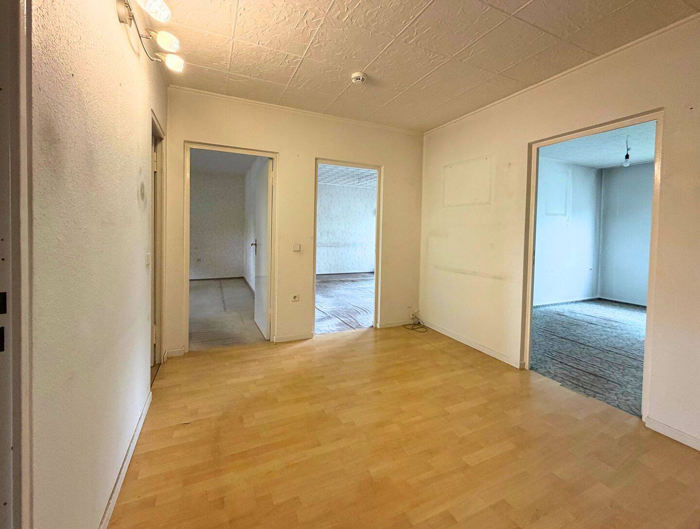 Wohnen im Englischen Viertel: 4 Zimmer voller Chancen – Berlin – Vorschaubild 3