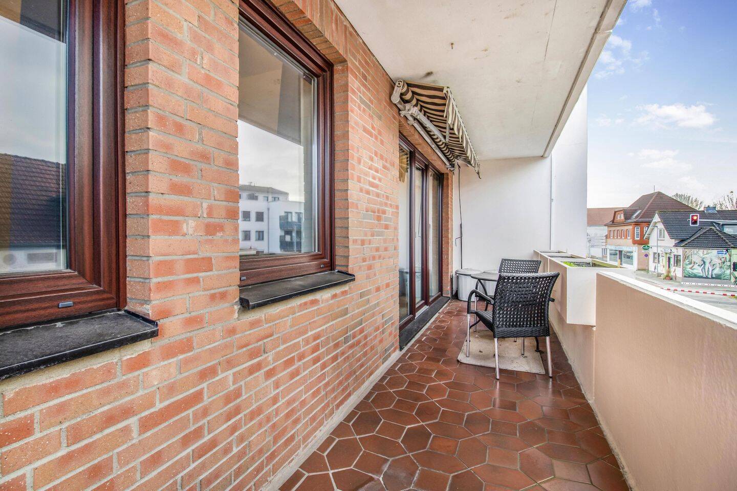 Großzügige 3-Zimmer-Wohnung mit großem Balkon & Garage in Bremen-Blumenthal – Bremen – Vorschaubild 4