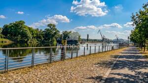 Stilvolle Eigentumswohnung mit Altbaucharme – 13581 Berlin – Vorschaubild 4