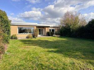 modernisierter Bungalow mit Vollkeller - in Uni Nähe