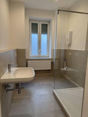 Kernsanierte, helle 2-Zi. Wohnung in Fürth – 90765 Fürth – Vorschaubild 7