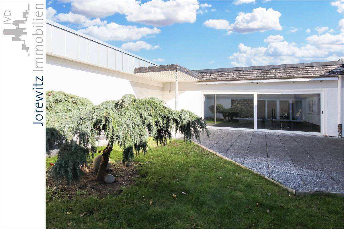 Top-Lage Sieker-Schweiz: Großzügiger und gut aufgeteilter Atrium-Bungalow mit Garage – Bielefeld – Vorschaubild 3