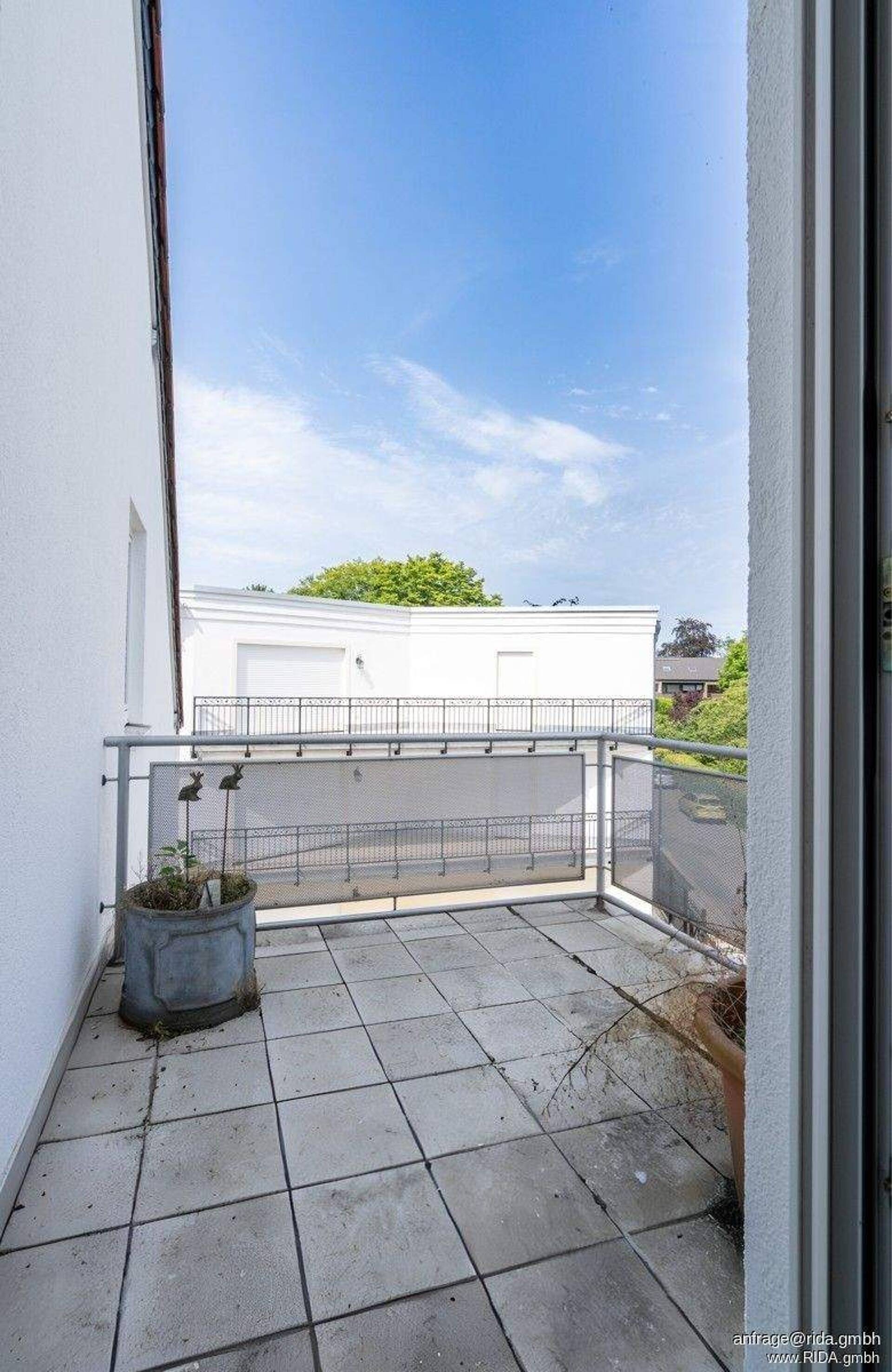 Terrassenwohnung in 50999 Köln mit 136 m² kaufen
