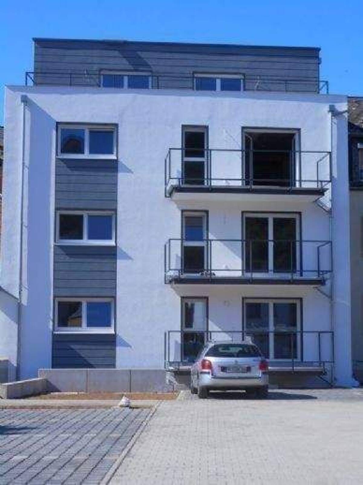 Frei ab 01.11.2026 / 2 - Zimmer im Erdgeschoss / ohne Balkon / Einbauküche ohne Backofen – 54329 Konz – Bild 1 von 9