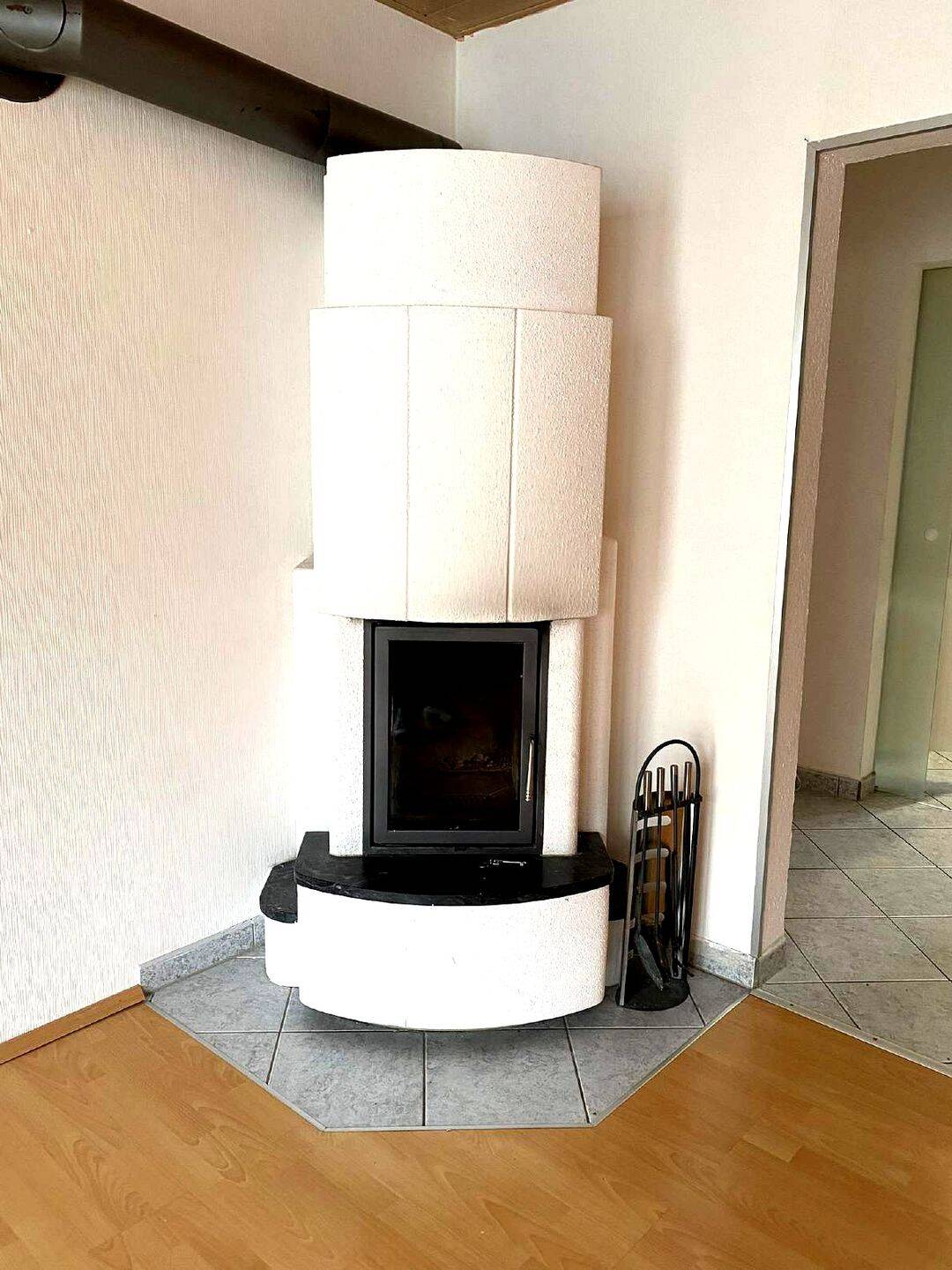 Attraktive 3,5-Zimmer-Wohnung mit Balkon & Kamin in Heilbronn – Heilbronn – Vorschaubild 5