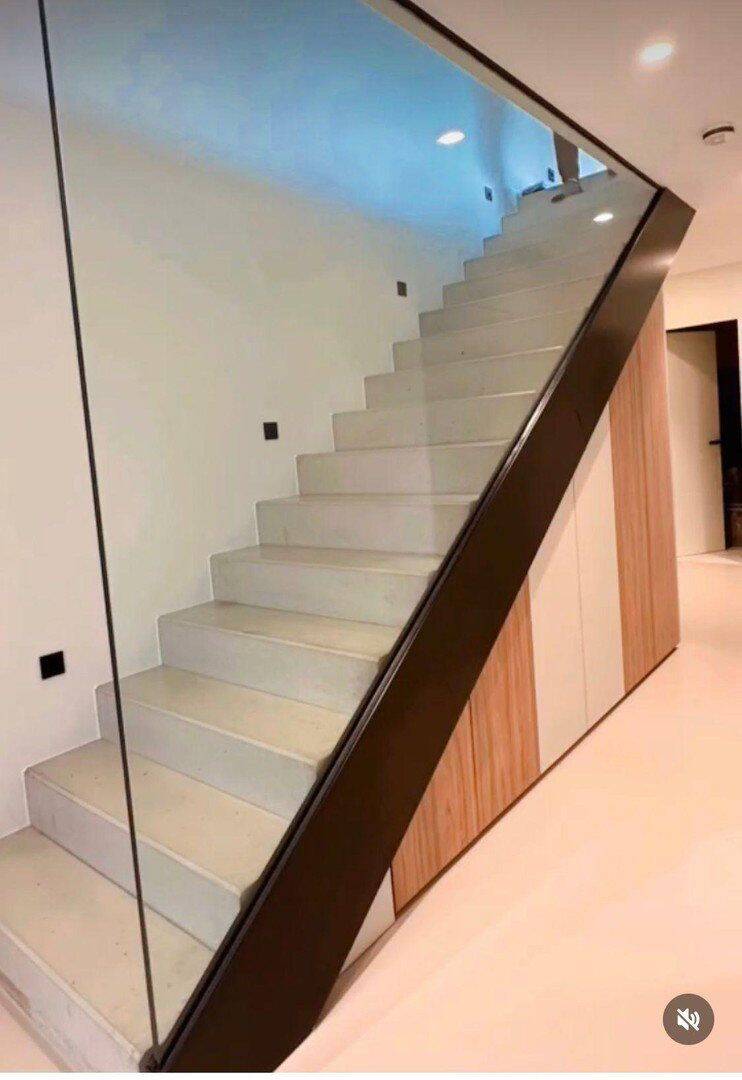Neubau Designer Luxusvilla in Bad Vilbel · Pool · Heimkino · KNX-Smart Home · Kamin · Sauna – Bad Vilbel – Vorschaubild 6