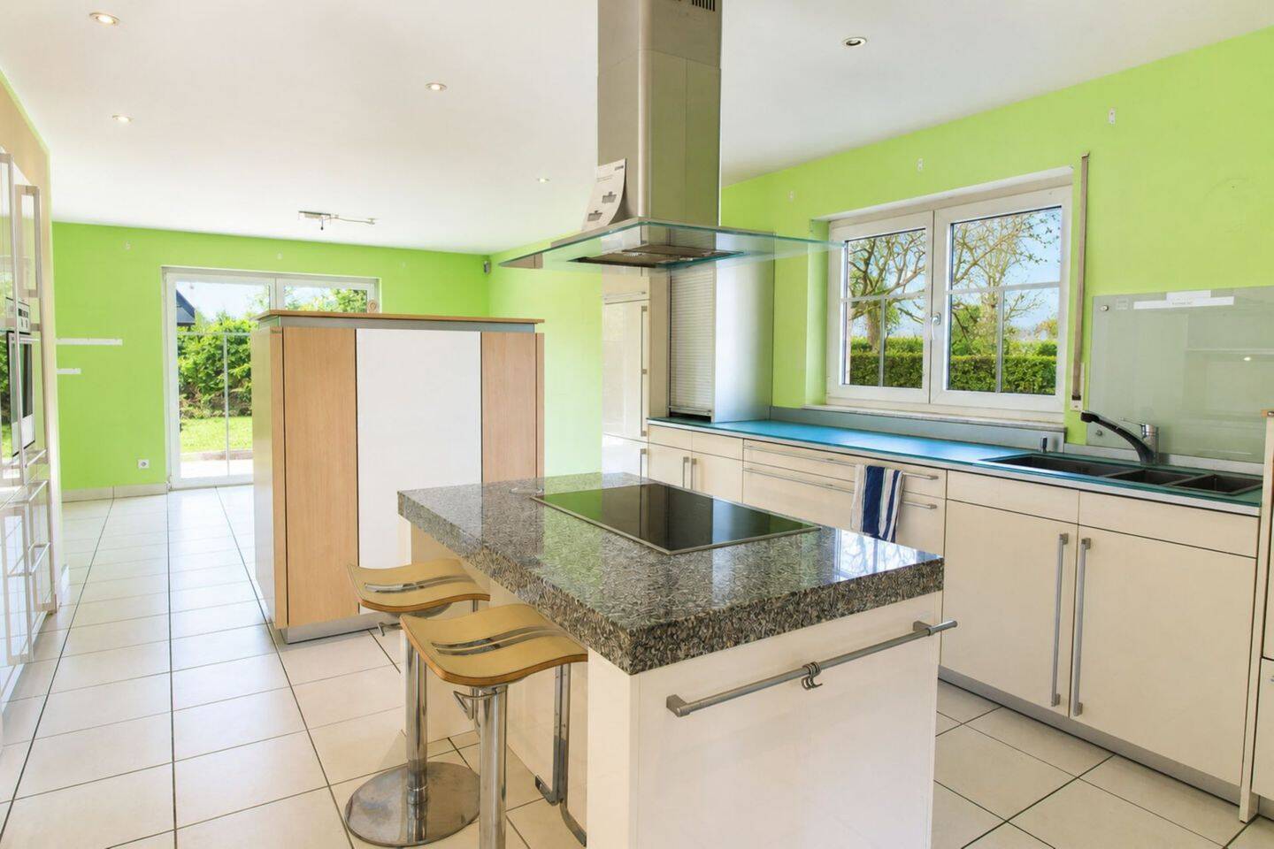 Exklusives Hebel-Haus in Nauheim: ca. 355 m² Wohn-/Nutzfläche mit PV und großem Grundstück – Nauheim – Vorschaubild 6