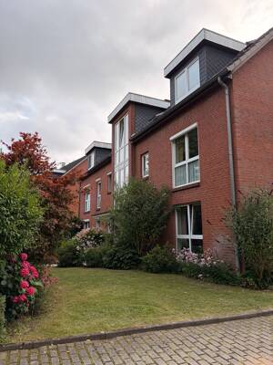 Kapitalanlage in begehrter Lage - vermietete 2-Zimmer-Wohnung in Voksdorf zu verkaufen