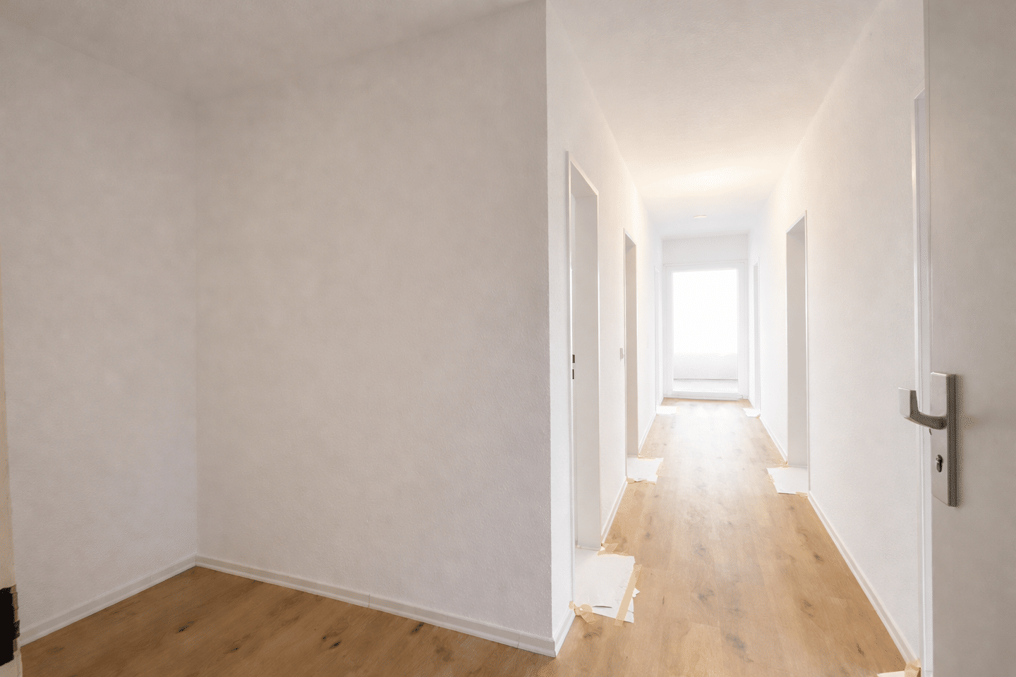 Geräumige 89 m² Wohnung mit 3 Schlafzimmern und Gäste-WC - perfekt für Familienleben! – Kassel – Bild 1 von 7