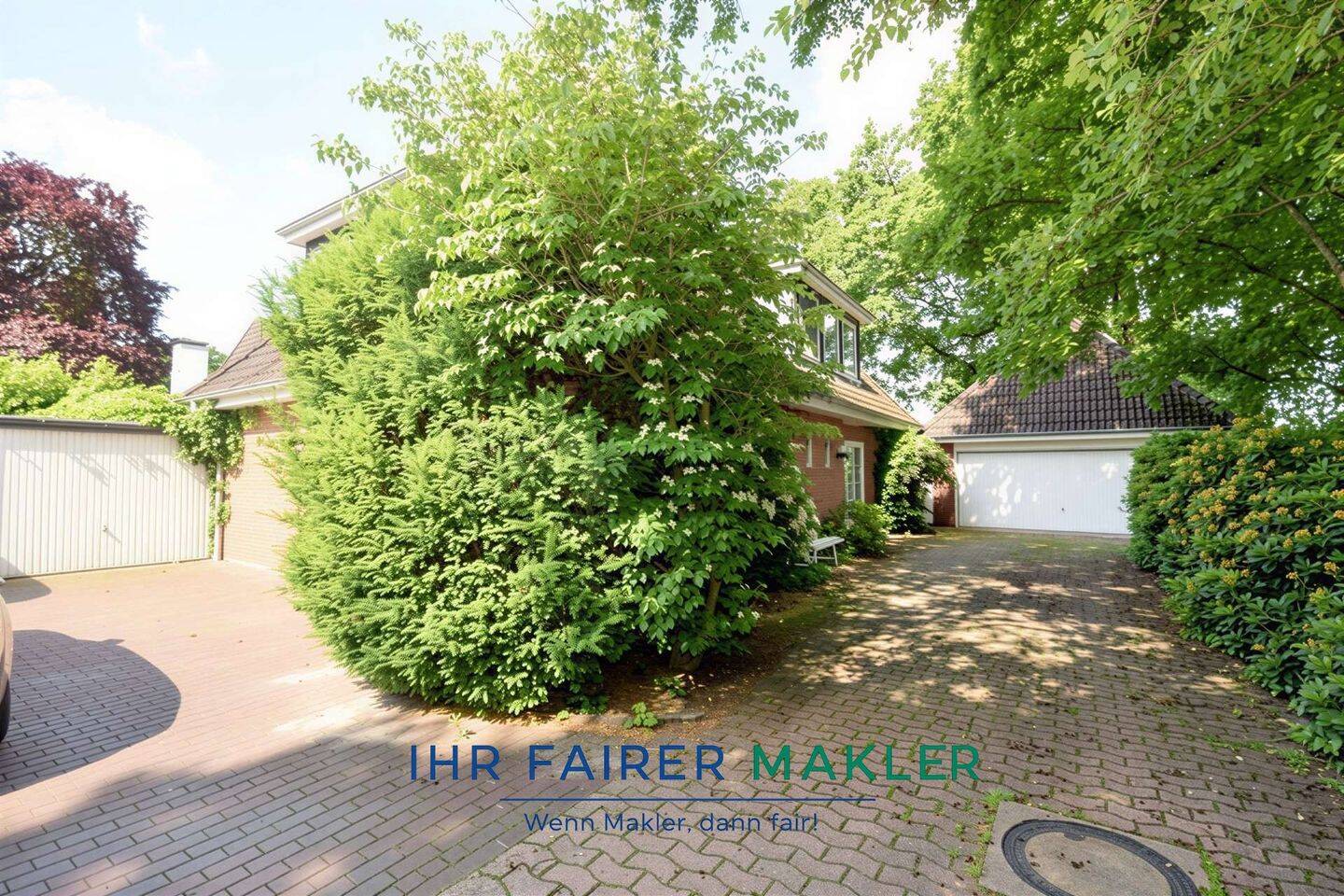 Großes Einfamilienhaus / Zweifamilienhaus mit 236m² Wohnfläche am Naturschutzgebiet im Bremen – Bremen – Vorschaubild 2