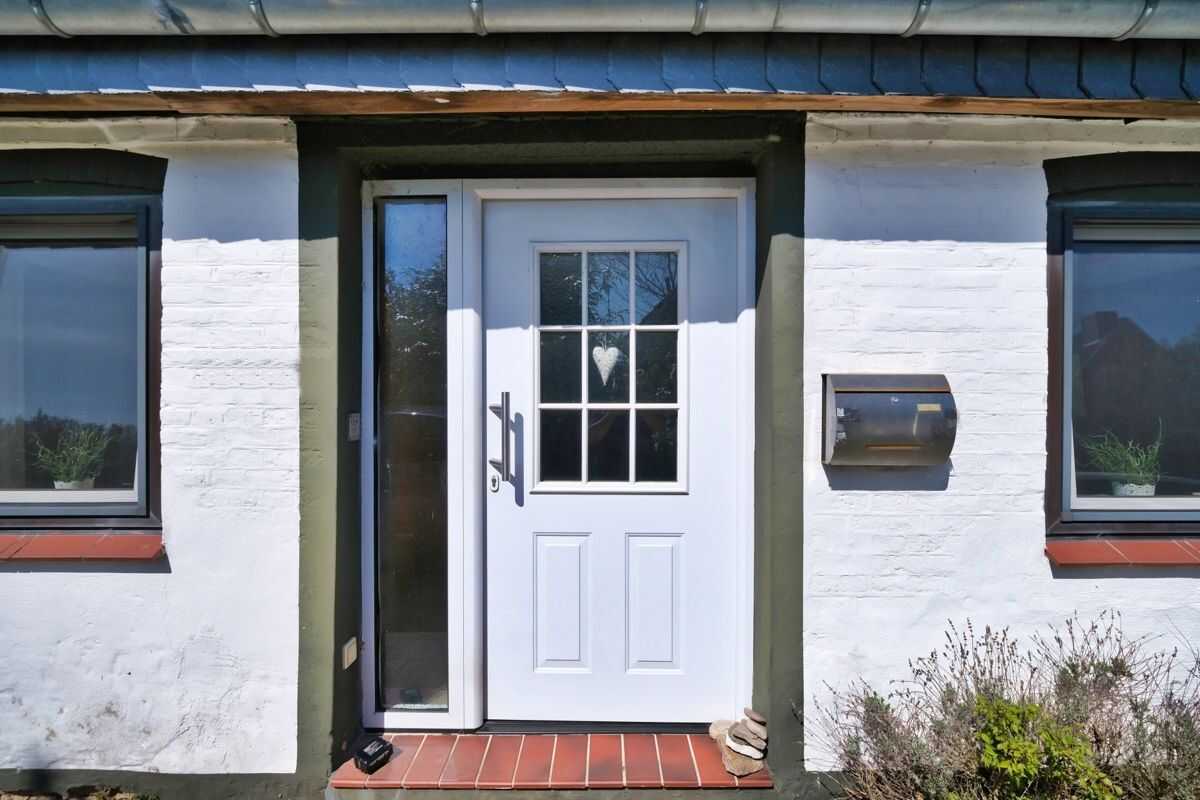 Charmantes Landhaus mit PV-Anlage, Kaminofen, Garten, modernem Bad und Entwicklungspotenzial in Böel – Böel – Vorschaubild 8