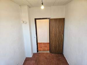 schöne 2-Raum Wohnung mit Balkon für Selbstrenovierer – 39397 Gröningen – Vorschaubild 6
