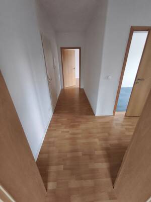 Das könnte passen! Attraktive Drei-Zimmer-Wohnung – 8527 Plauen – Vorschaubild 7