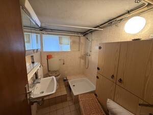 Zweifamilienhaus in ruhiger Wohnlage mit großem Garten und Garage in HH-Sinstorf – 21079 Hamburg – Vorschaubild 9