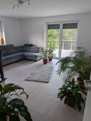 Helle 3-Zimmer-Wohnung mit 24-m²-Terrasse, Fußbodenheizung und Stellplatz in Edigheim – 67069 Ludwigshafen am Rhein – Vorschaubild 2