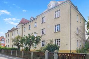 Mietfreie 2,5-Zimmer-Wohnung mit Balkon