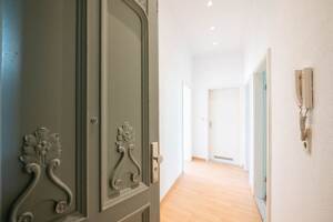 Bezugsfrei: Großzügig geschnittene 2-Zimmer-Wohnung mit Terrasse & Balkon im beliebten Weitlingkiez – 10317 Berlin – Vorschaubild 2