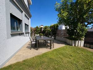 Exklusive Gartenwohnung in Ingolstadt mit Hauscharakter, großer Terrasse, Garage, zwei Stellplätzen & zusätzlichem Apartment-Bereich im Untergeschoss! – 85055 Ingolstadt – Vorschaubild 3