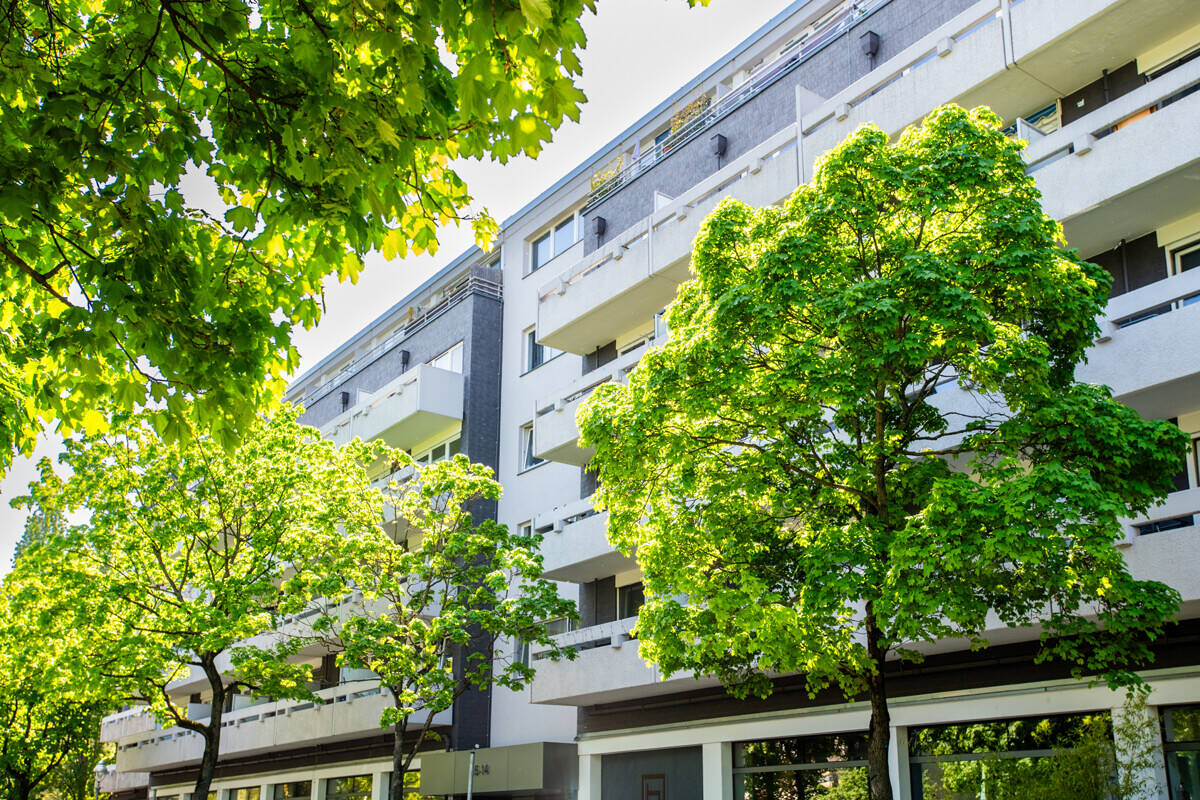 Attraktives Investment in der City-West: Studio-Apartment nahe Ku'damm I Balkon I Aufzug I provisionsfrei – 10709 Berlin – Bild 1 von 9