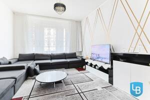 Kapitalanlage im Herzen von Kiel-Gaarden - 4-Zimmer-Altbauwohnung
