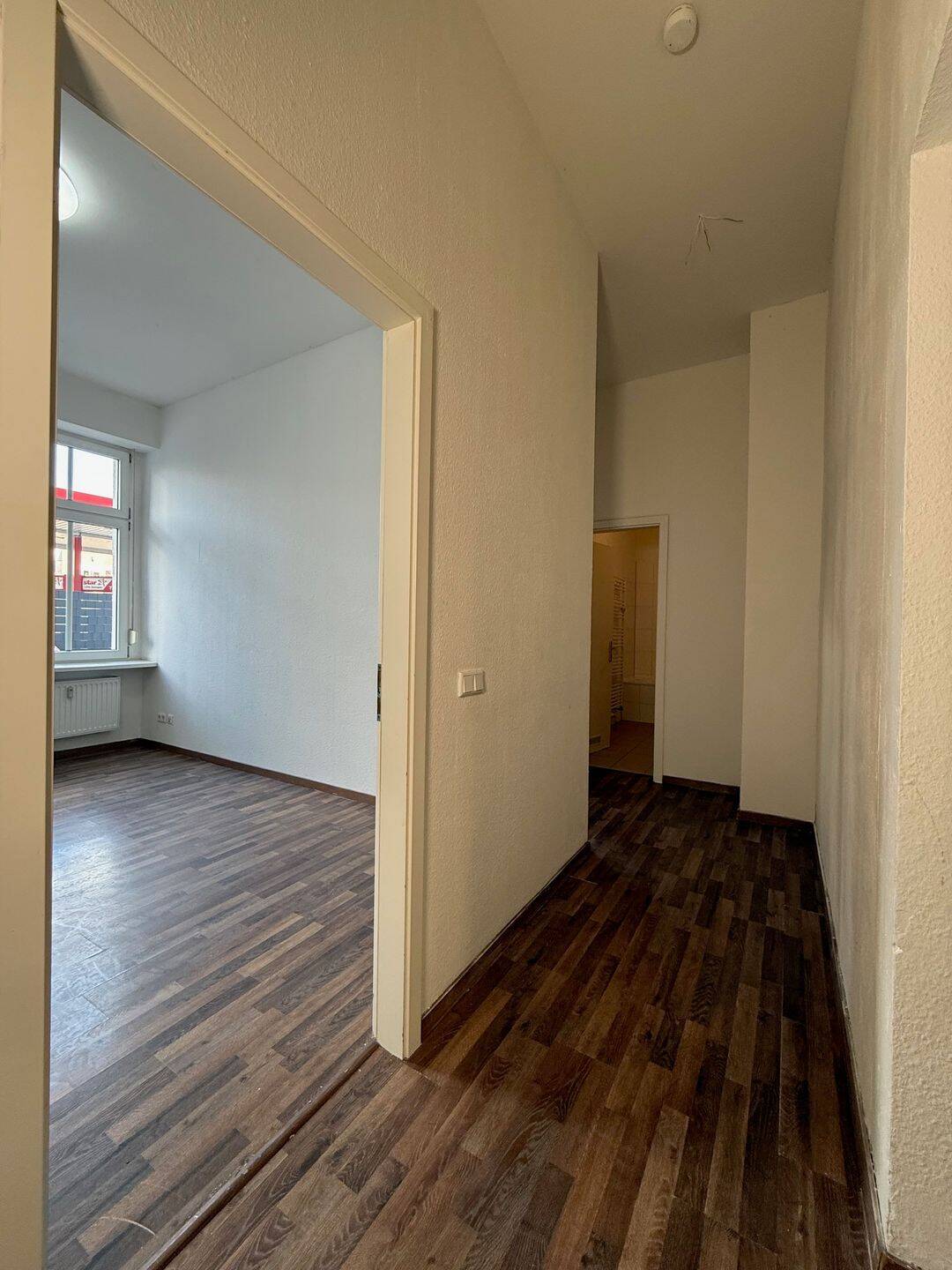 Bezugsfreie, großzügige 3-Zimmer-Erdgeschosswohnung im Altbau in Berlin-Weißensee! – Berlin – Vorschaubild 8