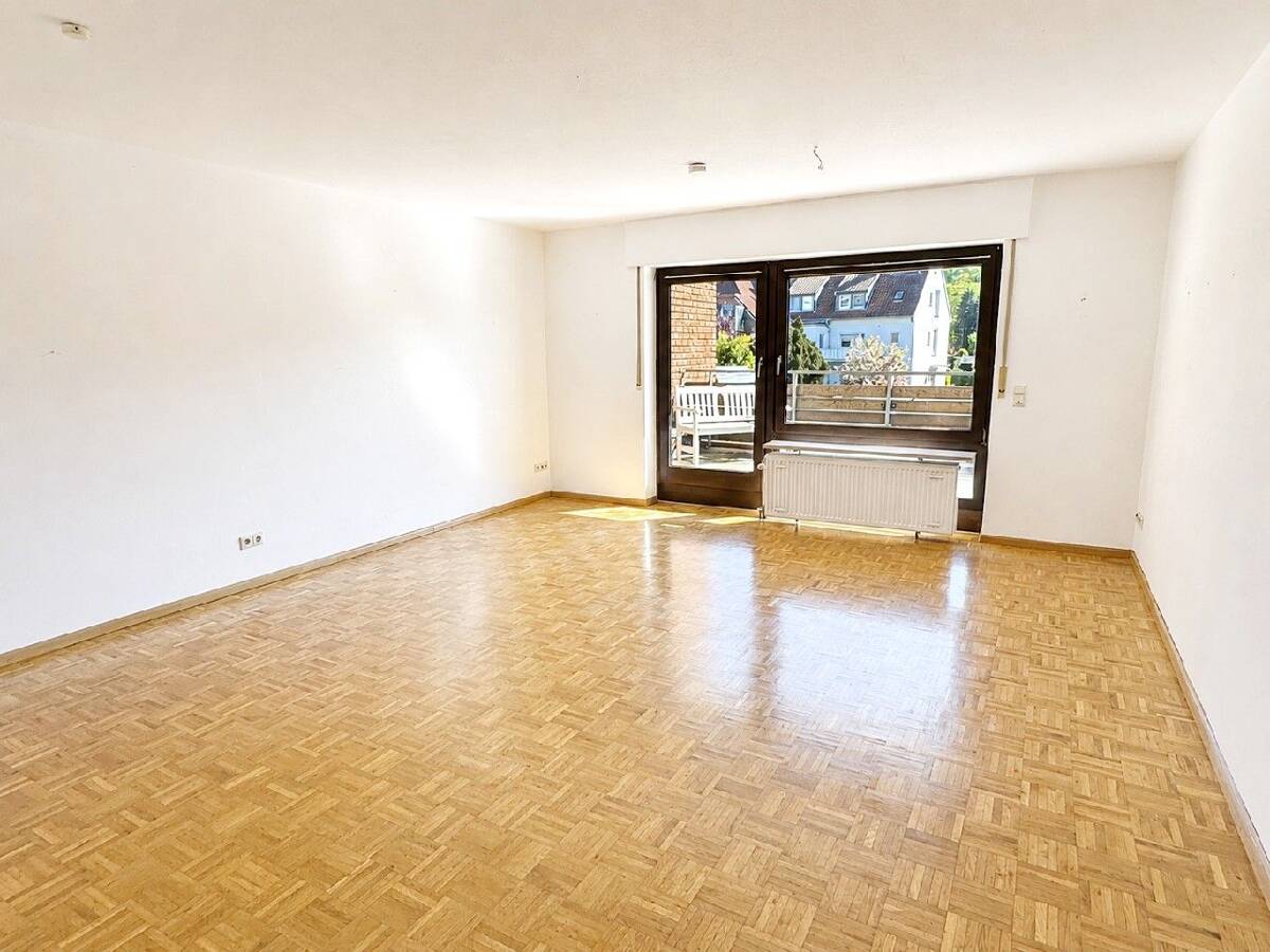 Freigestellte 3-Zi-Wohnung mit großem Balkon, großem Keller und Garage – 49082 Osnabrück – Bild 1 von 5