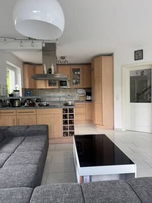 Seltenheit: 2 gepflegte und neuwertige Einfamilienhäuser (135 m² + 121 m²) auf einem Grundstück – 22175 Hamburg – Vorschaubild 5