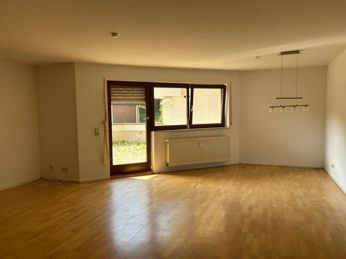 Effizient geschnittene 2‑Zimmer‑Wohnung in Schönau im gepflegten Mehrfamilienhaus – 79677 Schönau im Schwarzwald – Bild 1 von 9